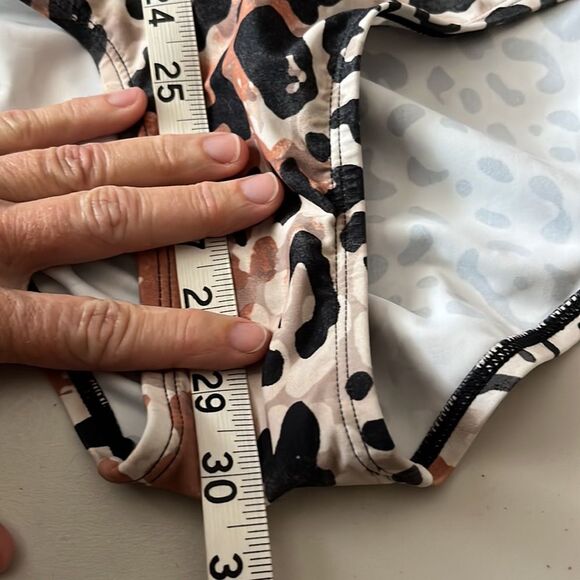 Beyond Control One-Shoulder One Piece Swimsuit Tummy Control - Animal Print 12 - Picture 10 of 11